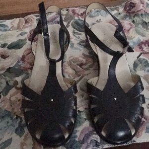 Easy spirit sandals
